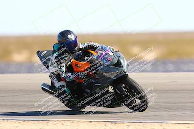 media/Feb-12-2022-SoCal Trackdays (Sat) [[3b21b94a56]]/Turn 11 Inside (155pm)/